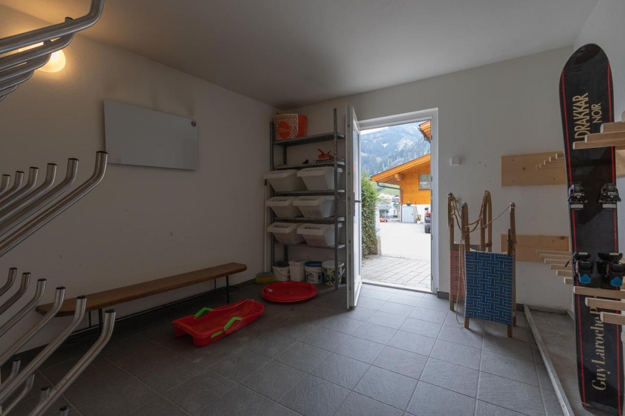 Haus Almkreek Apartment Kaprun Exterior foto
